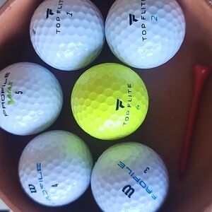 Top Flite and Wilson Golf Balls Set (6)